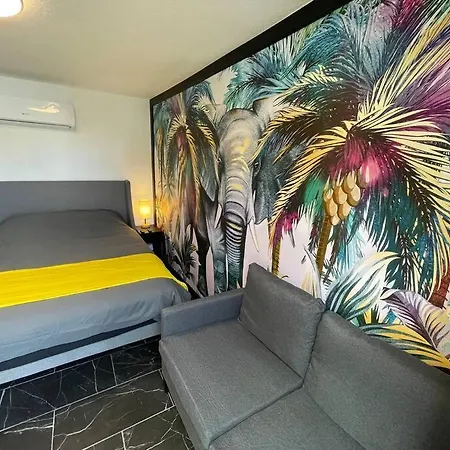 Your Tiny Downtown Home With Backyard Unit D Phoenix Exterior photo