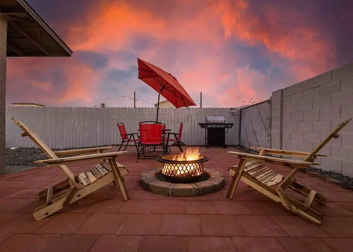 Your Tiny Downtown Home With Backyard Unit D