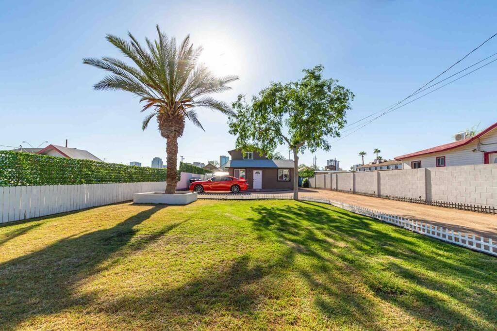 Your Tiny Downtown With Backyard Unit D Apartment *